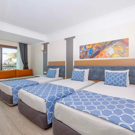Labada Beach Hotel Camyuva