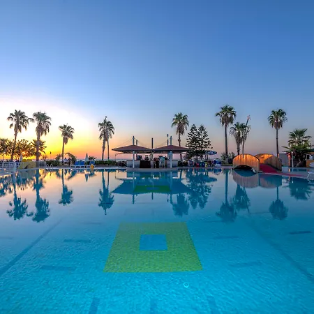 Labada Beach Hotel Camyuva